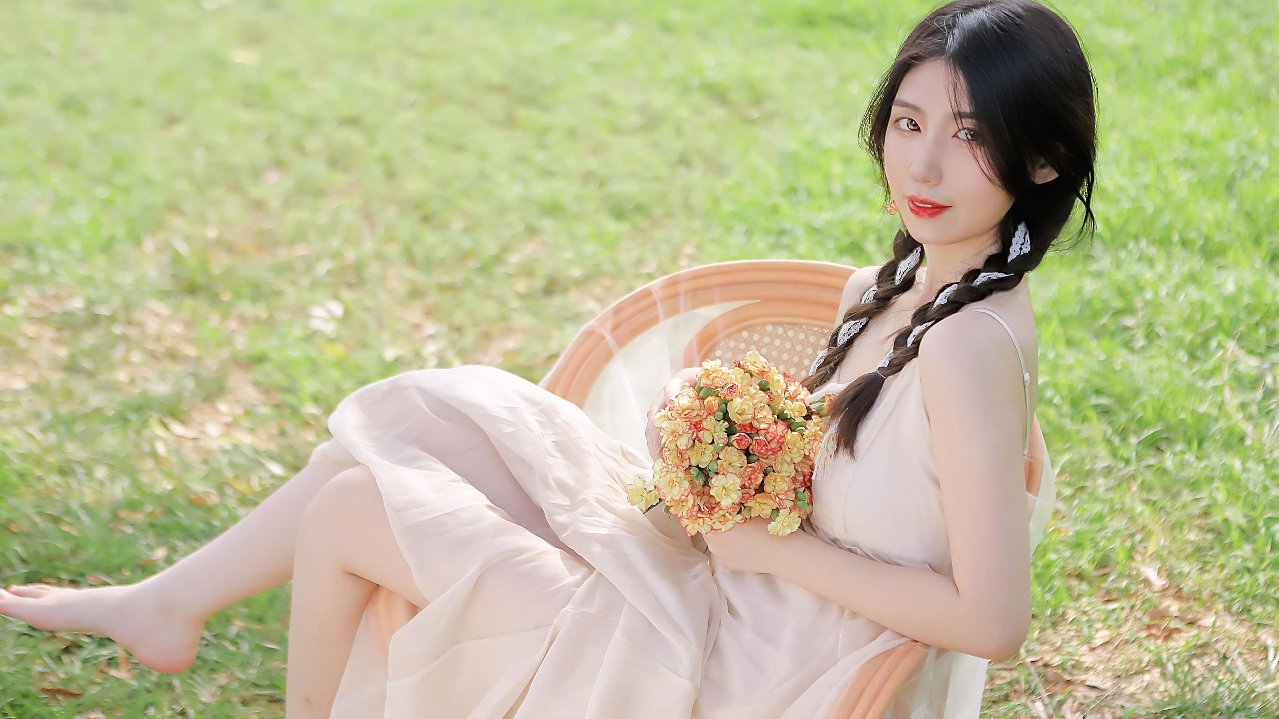 湖北首趟“中吉乌”铁公多式联运国际班列开行